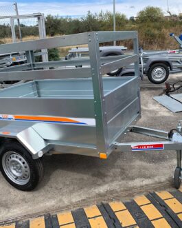 Remolque de carga con cartolas