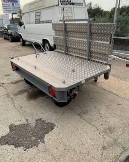 Remolque transversal de moto para autocaravana